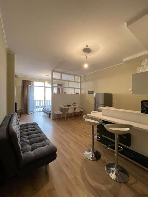 Sea View Studio Apartment In Gonio-Kvariati Exterior photo